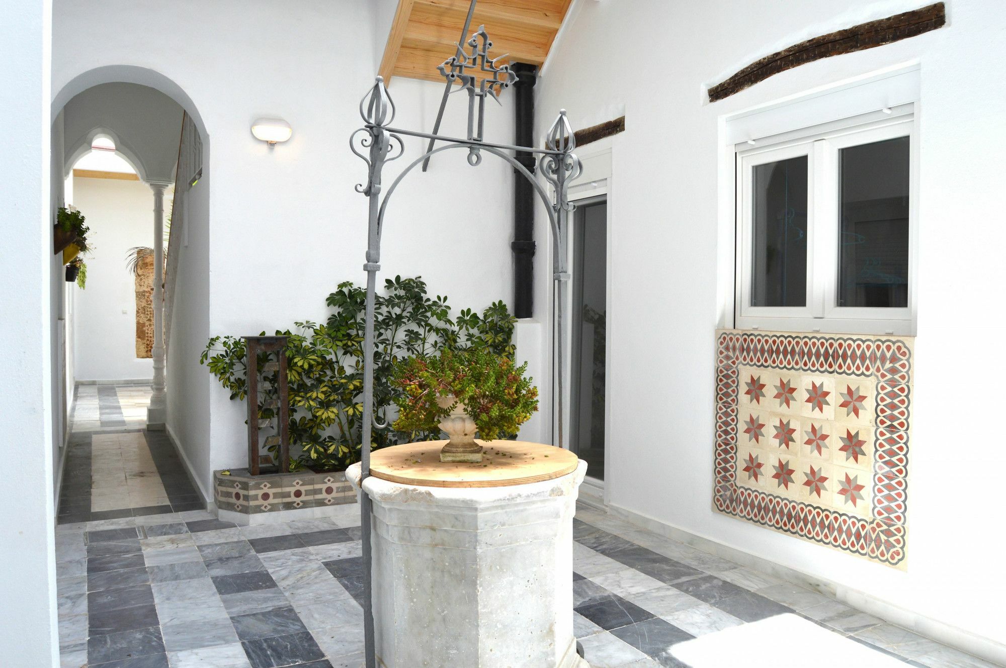 Apartamento 19 Dias Y Muchas Noches Cádiz Exteriér fotografie
